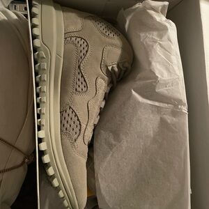 Men's Beige Sneakers